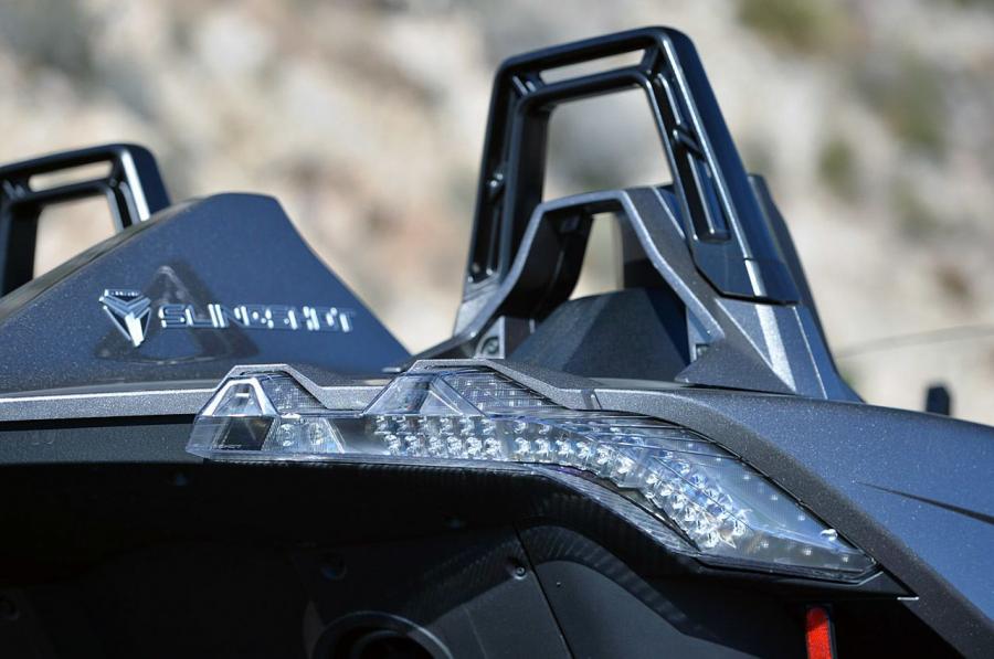 Детали экстерьера Polaris Slingshot 2015 года  (NA) (фото 24 из 41)